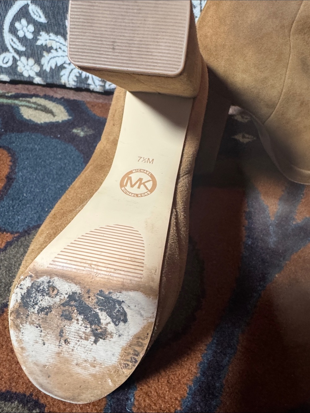 Michael Kors Women’s Tan Suede Platform Ankle Boots with Side Zip 7.5 - Picture 4 of 7
